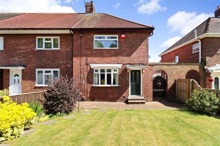 3 bedroom End Terrace House for sale