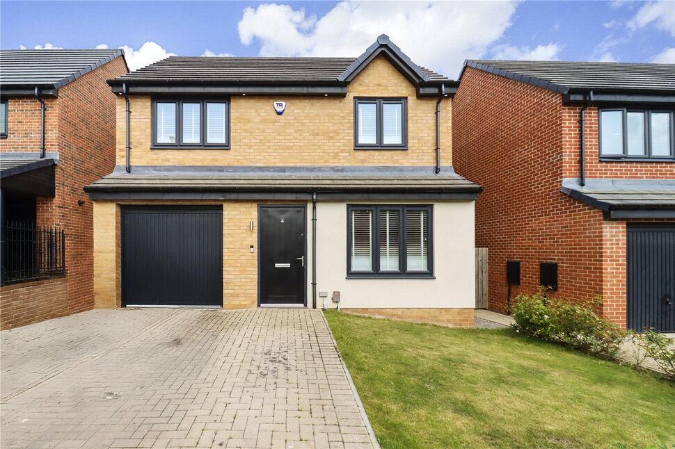 3 bedroom Detached House for sale
