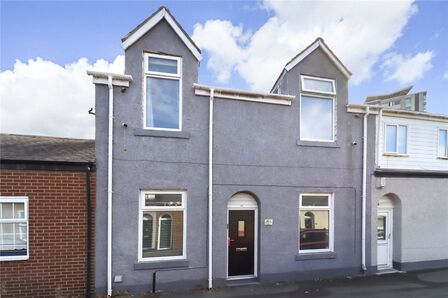 3 bedroom Mid Terrace House for sale