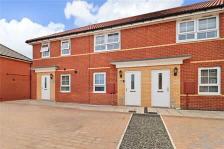 2 bedroom Mid Terrace House for sale