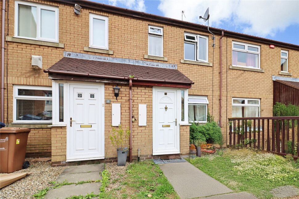 3 bedroom Mid Terrace House for sale