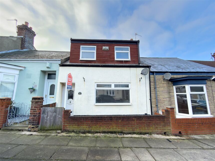 3 bedroom Mid Terrace House for sale