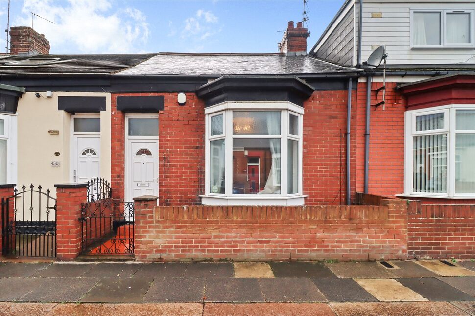 2 bedroom Mid Terrace House for sale