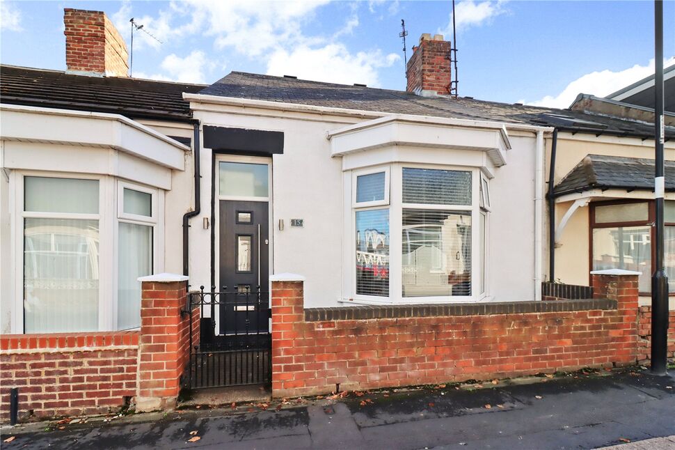 2 bedroom Mid Terrace House for sale