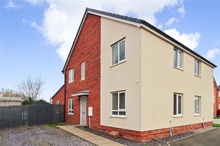 Forest Road, 2 bedroom Semi Detached House to rent, &pound;1,100 pcm