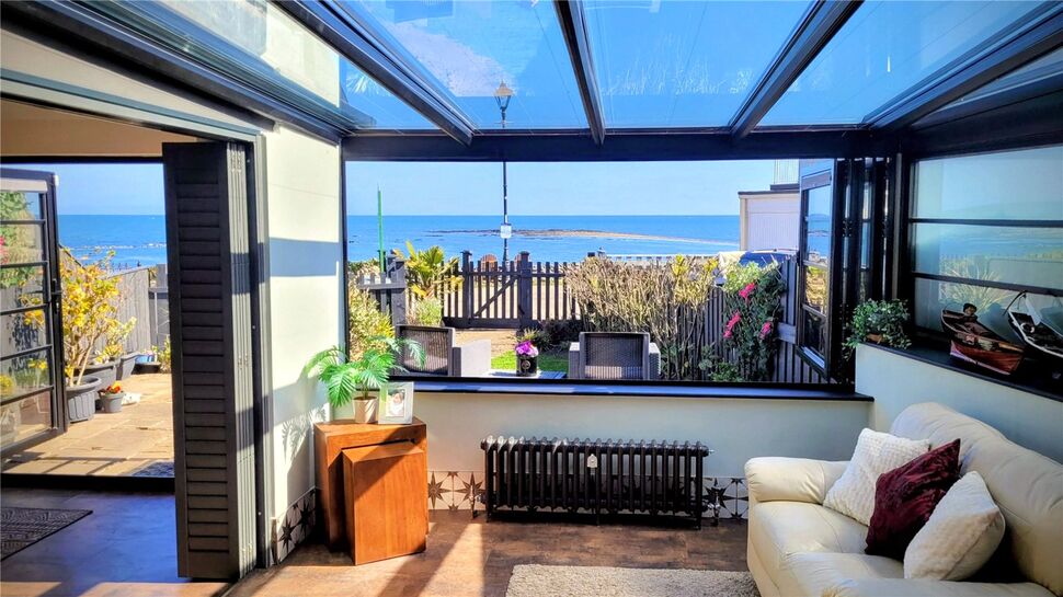 Main image of 2 bedroom Mid Terrace House for sale, The Bents, Sunderland, Tyne and Wear, SR6