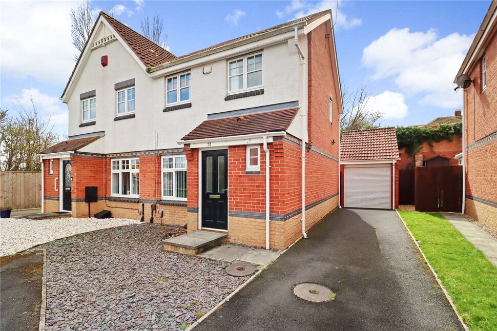 Main image of 3 bedroom Semi Detached House for sale, Wearhead Drive, Sunderland, Tyne and Wear, SR4