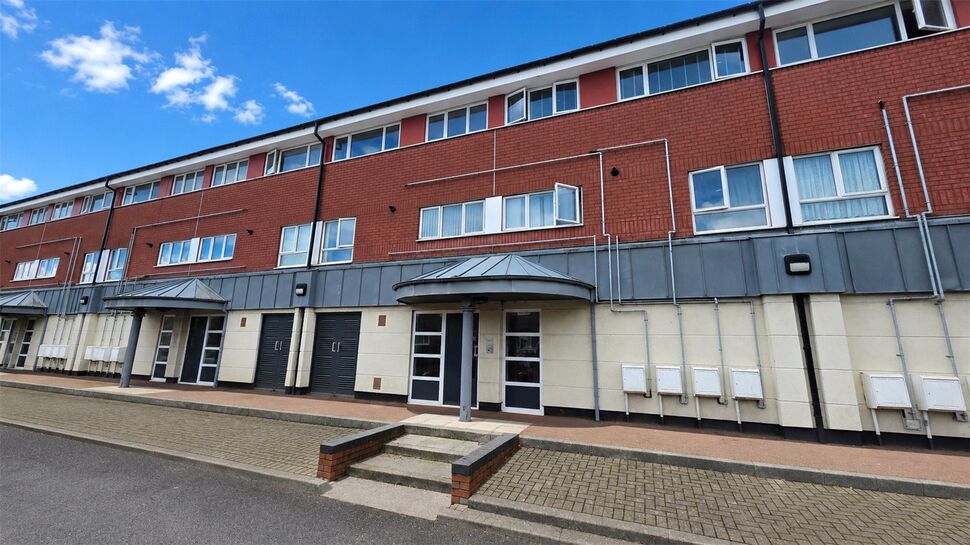 Main image of 2 bedroom Flat for sale, Arklcrag Crag, Albany, Washington, NE37
