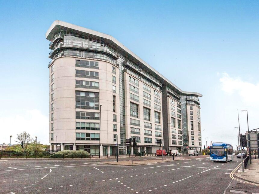 Main image of 2 bedroom Flat to rent, West Wear Street, Sunderland, Tyne and Wear, SR1