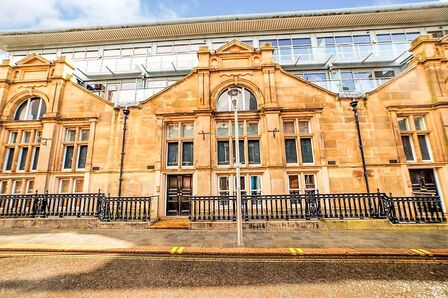 West Sunniside, 2 bedroom Flat to rent, &pound;1,100 pcm
