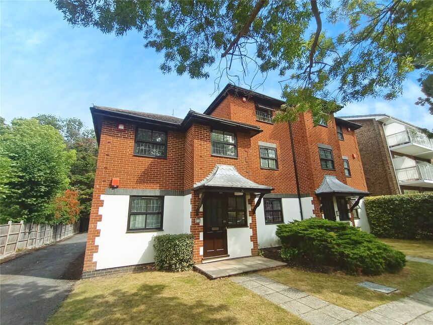 Main image of 1 bedroom Flat for sale, Stirling Court, 36 Lovelace Gardens, Surrey, KT6