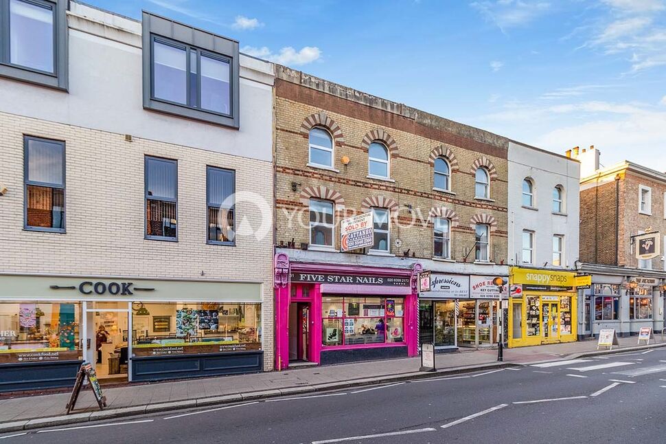 Main image of 1 bedroom Flat to rent, Victoria Road, Surbiton, Surrey, KT6