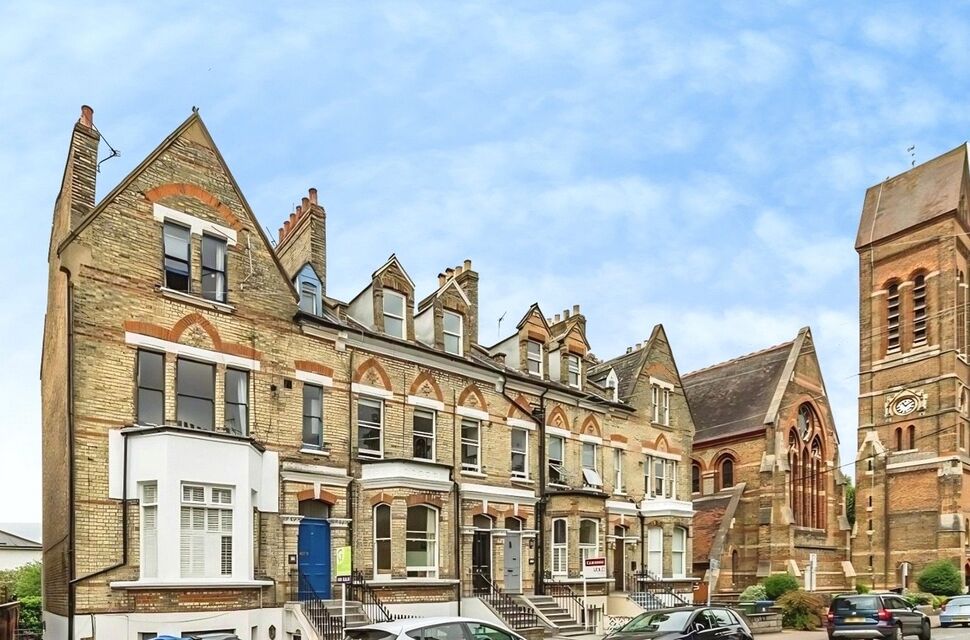 1 bedroom Flat for sale