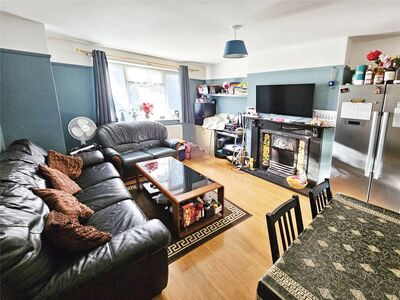 2 bedroom  Flat for sale