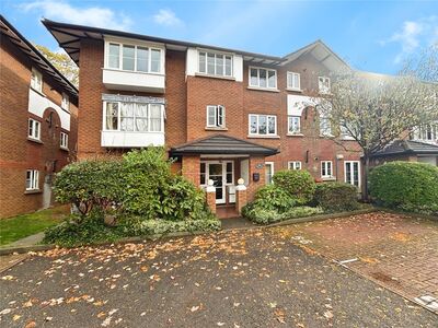 Kingsworthy Close, 1 bedroom  Flat for sale, £275,000