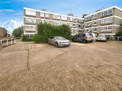 The Sheraton St. Marks Hill, 1 bedroom  Flat for sale, £275,000