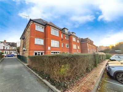 1 bedroom  Flat for sale