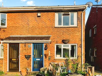 1 bedroom Semi Detached House for sale