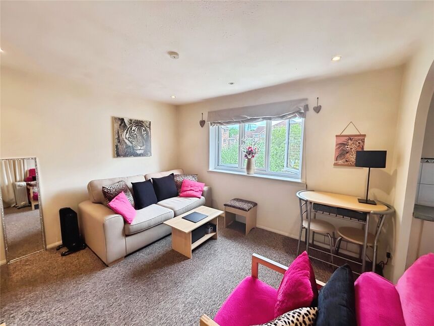 Main image of 1 bedroom Flat for sale, Percy Gardens, Worcester Park, KT4