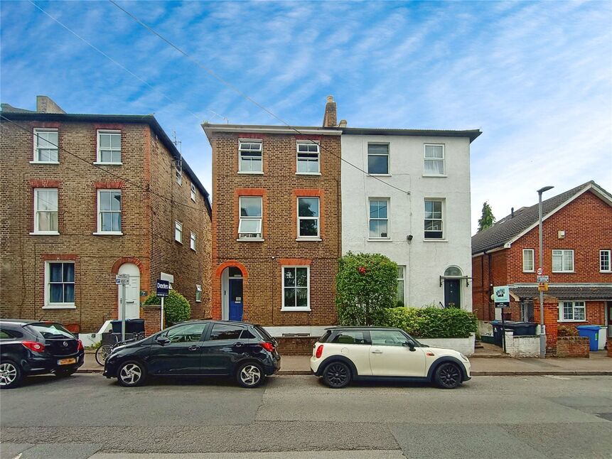 Main image of 1 bedroom  Flat for sale, St Andrew Road, Surbiton, KT6