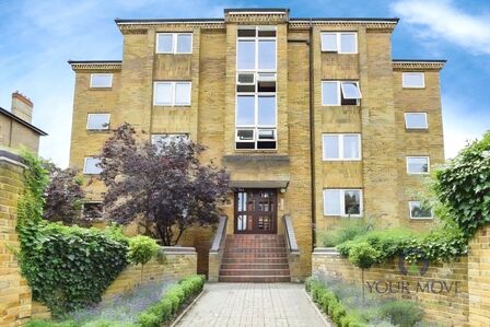 Avenue Elmers, 2 bedroom  Flat to rent, £2,150 pcm