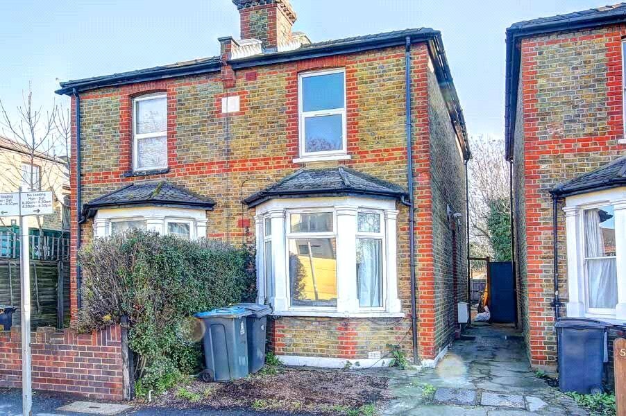 Main image of 3 bedroom Semi Detached House for sale, Villiers Road, Kingston, KT1