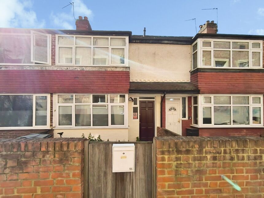 Main image of 3 bedroom Mid Terrace House for sale, Oaklea Passage, Kingston, KT1