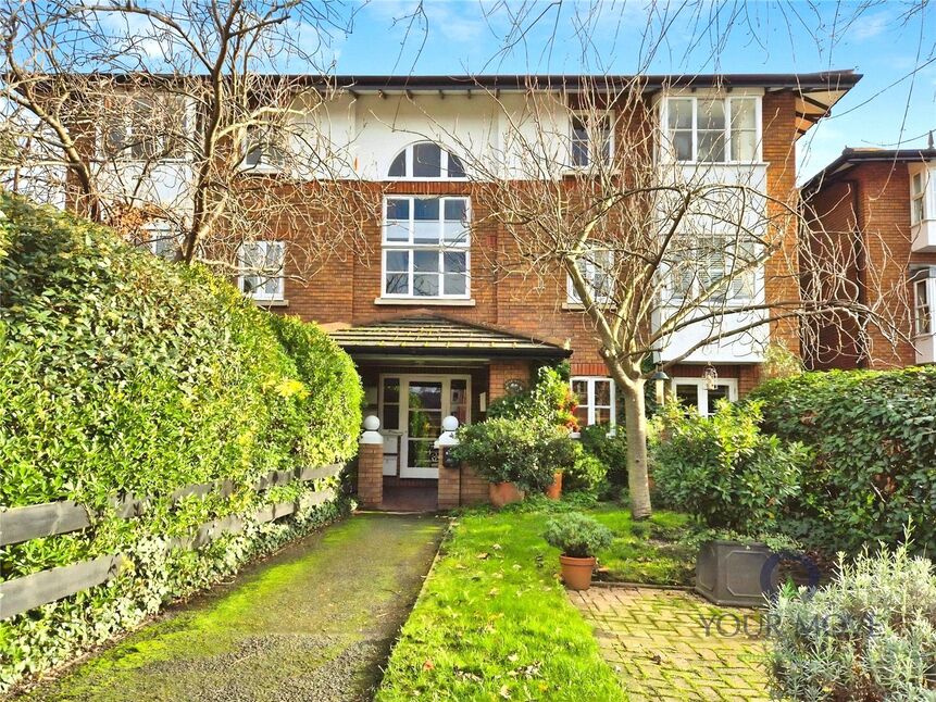 1 bedroom Flat for sale