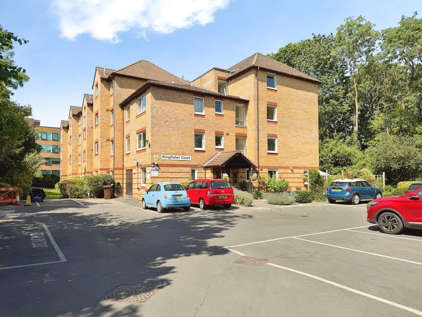 Main image of 1 bedroom Flat for sale, Ewell Road, Surbiton, KT6