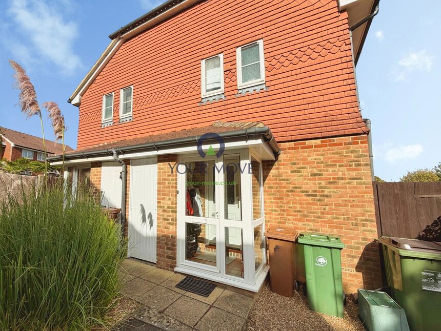 Main image of 1 bedroom End Terrace House to rent, Autumn Drive, Sutton, Surrey, SM2