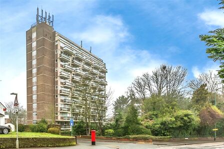 Leith Towers Grange Vale, 1 bedroom Flat to rent, &pound;1,350 pcm