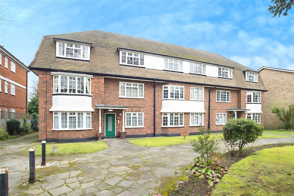 Main image of 2 bedroom  Flat to rent, Mansard Manor Christchurch Park, Sutton, Surrey, SM2