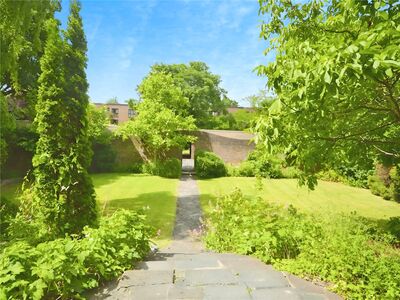 2 bedroom  Flat to rent