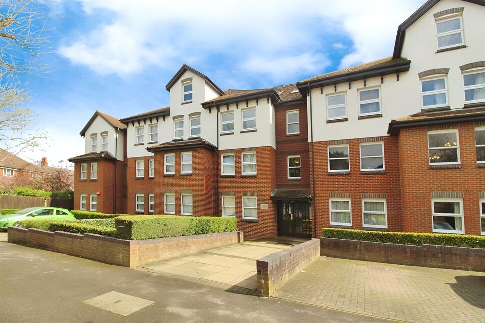 Main image of Flat to rent, Overton Road, Sutton, Surrey, SM2
