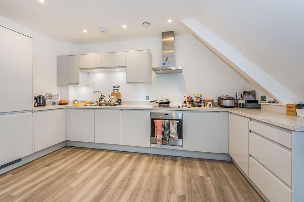 Modern Fitted Kitchen