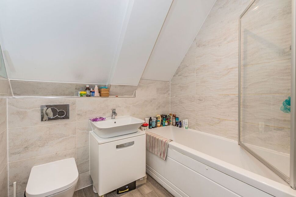 Modern Bathroom