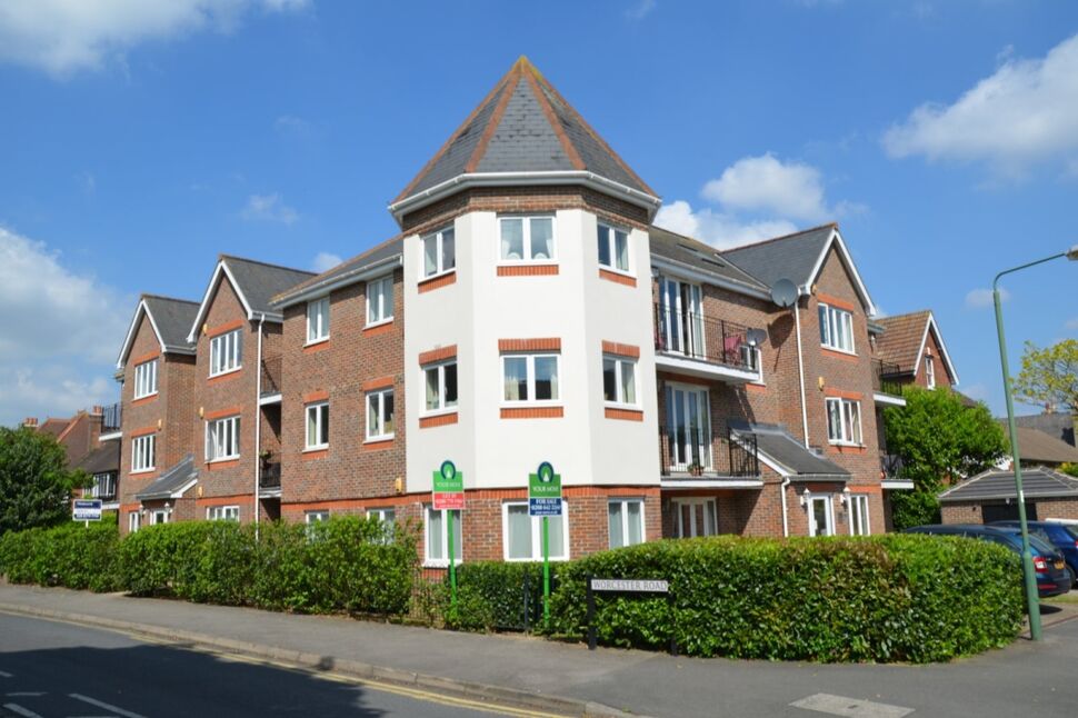 Main image of 2 bedroom  Flat to rent, Worcester Road, Sutton, Surrey, SM2