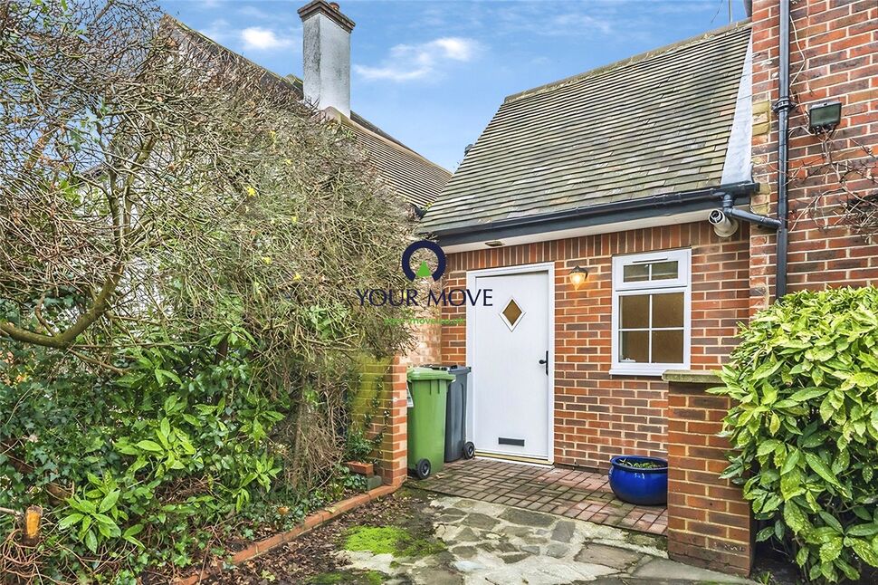 Main image of 1 bedroom Flat to rent, The Headway, Epsom, Surrey, KT17
