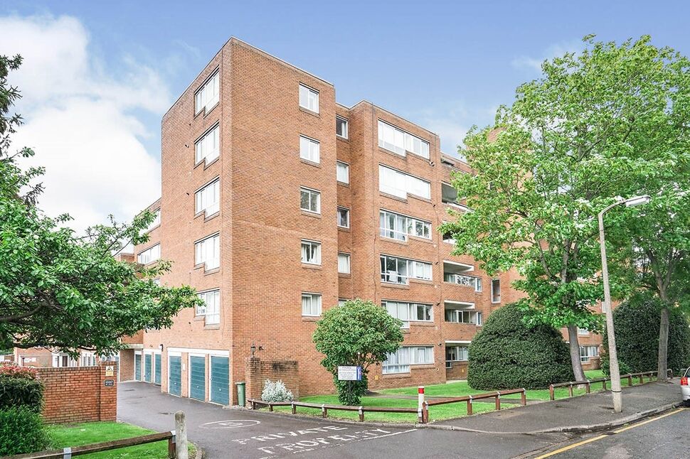 Main image of 2 bedroom  Flat to rent, Homefield Park, Sutton, Surrey, SM1