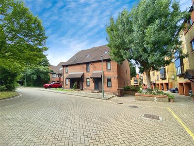 2 bedroom  Flat to rent