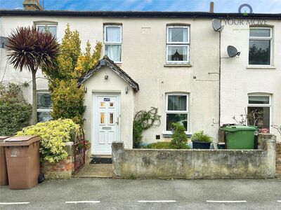 2 bedroom Mid Terrace House for sale