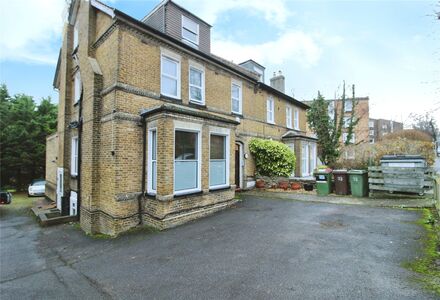 1 bedroom  Flat for sale