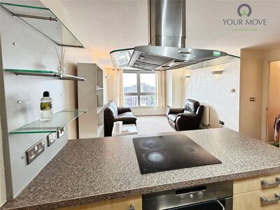 2 bedroom  Flat for sale