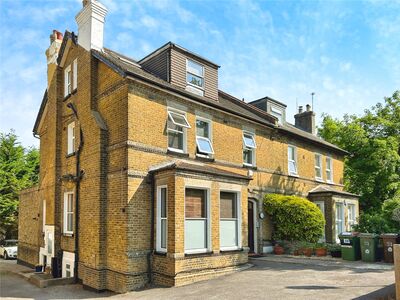 1 bedroom  Flat for sale