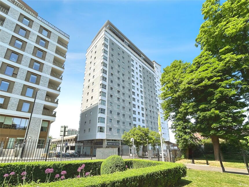 Main image of 2 bedroom Flat for sale, Throwley Way, Sutton, SM1