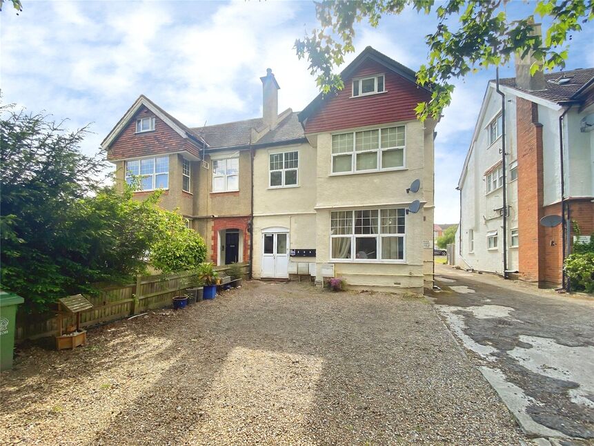 Main image of 1 bedroom Flat for sale, Stanley Road, Sutton, SM2