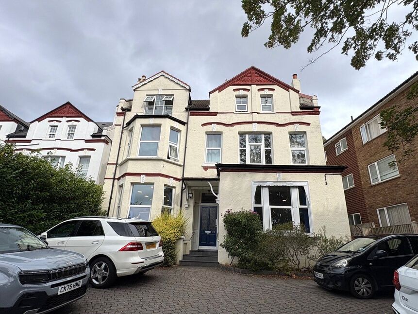 Main image of 1 bedroom Flat for sale, Brighton Road, Sutton, SM2