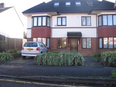 24a Western Road, 2 bedroom Flat to rent, &pound;750 pcm