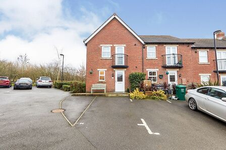 1 bedroom End Terrace House to rent