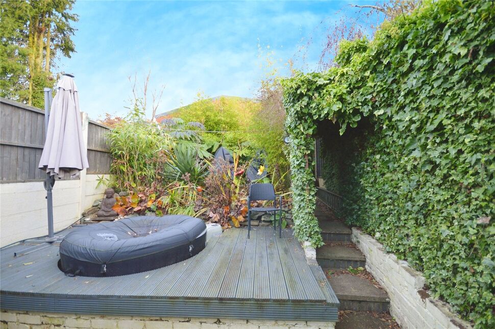 3 bedroom Mid Terrace House for sale, Donisthorpe Lane, Moira, DE12 £